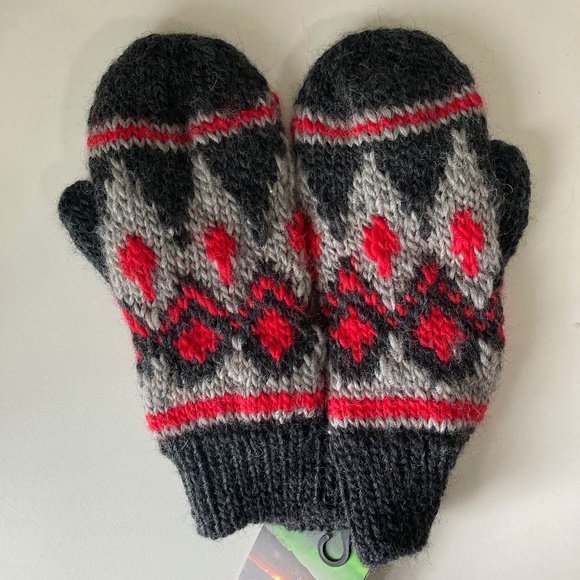 Icewear Other - NWT Men's Icewear Handknitted Lined Mittens Iceland